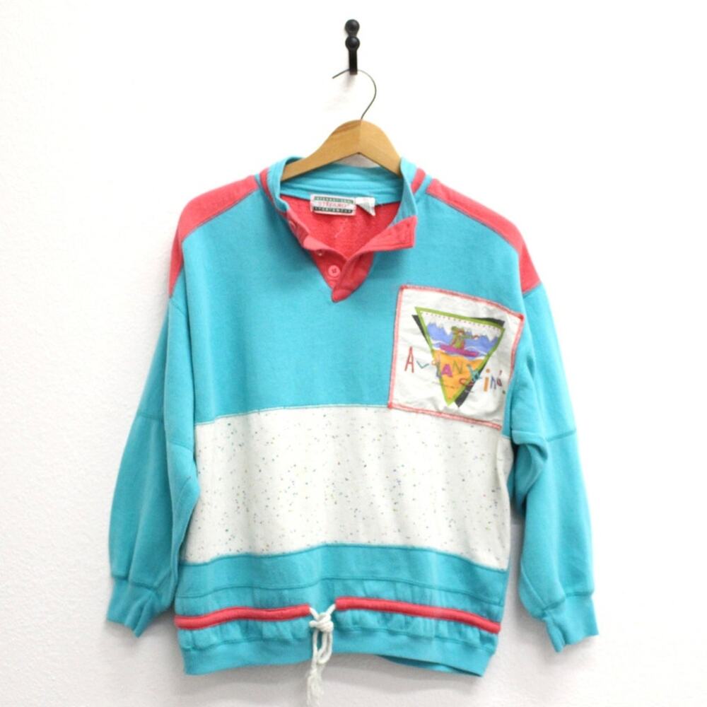 Vintage Avalanching Snowboarder Sweatshirt Medium